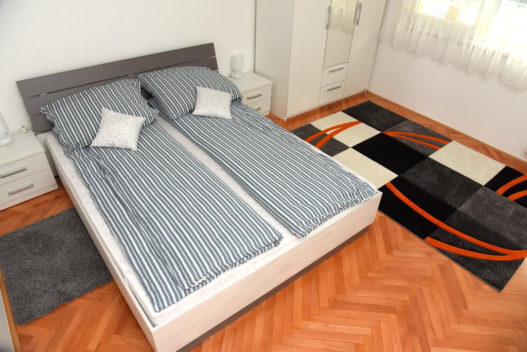 Apartmani Vedmar ซาเกร็บ ภายนอก รูปภาพ